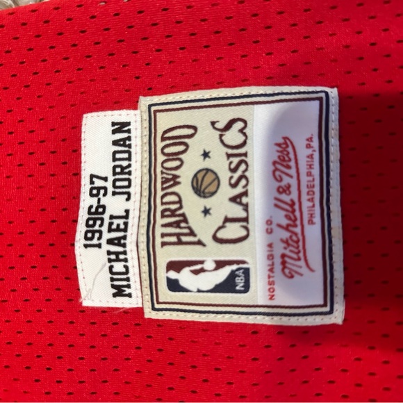 Authentic Championship Jersey Chicago Bulls 1996-97 Michael Jordan, - Picture 3 of 4